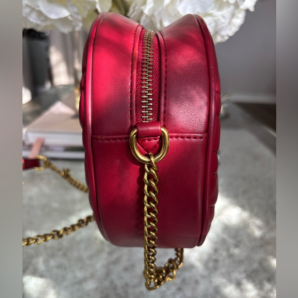 DESIGNER INSPIRED G G MARMONT Red Round Crossbody Bag with Gold Accents - Picture 4 of 12